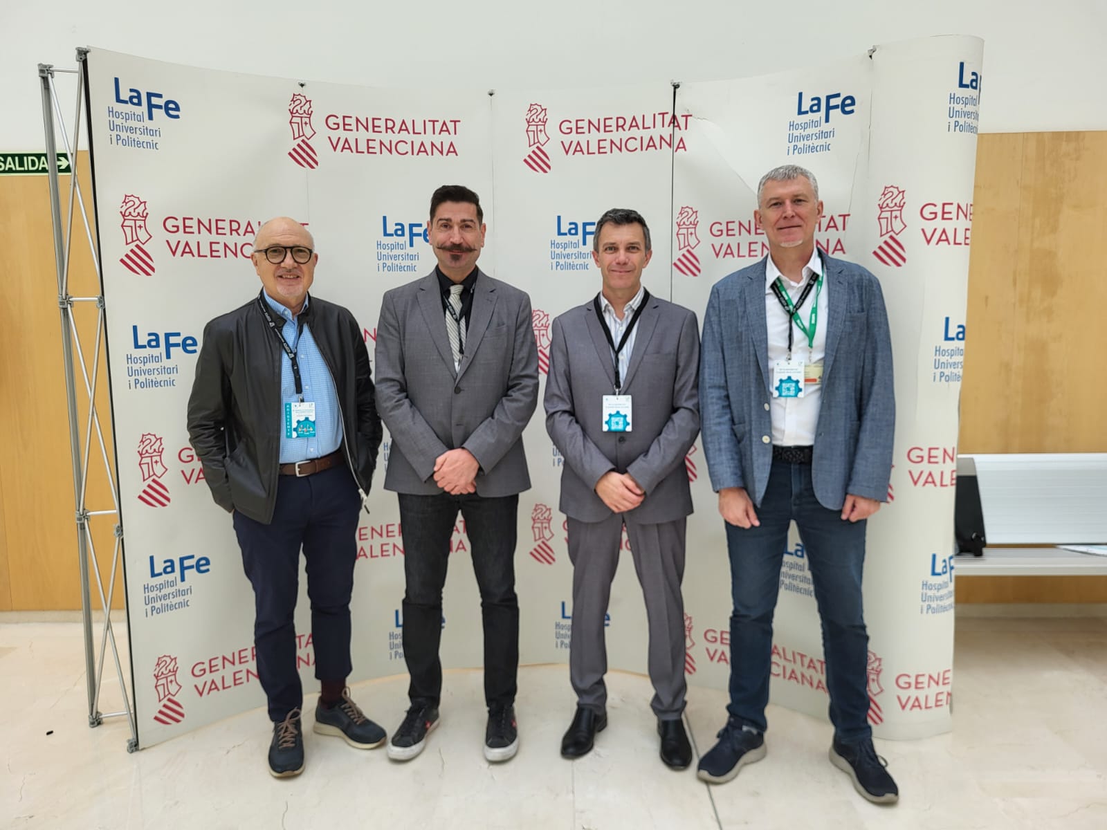 Arturo Morell, secretario provincial de SATSE Valencia con Josep Benítez decano de ICOFCV, Vicente Gea, decano de Ciencias de la Salud de la Universidad Internacional de Valencia VIU y José Vicente Benavent profesor de la Universidad Internacional de Valencia VIU.