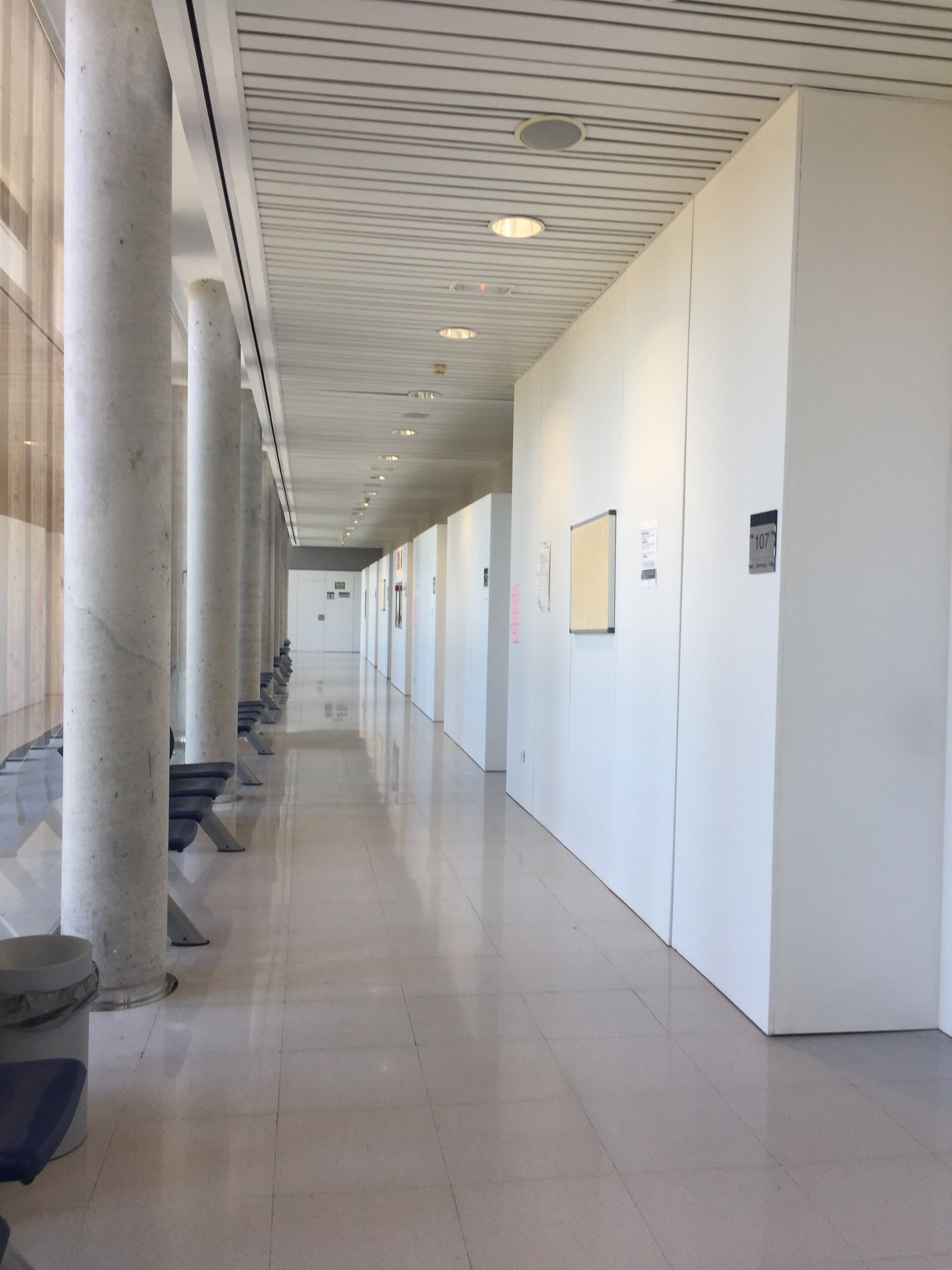 pasillos centro salud